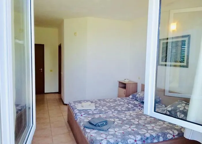 “captain Blue” * Lozenets